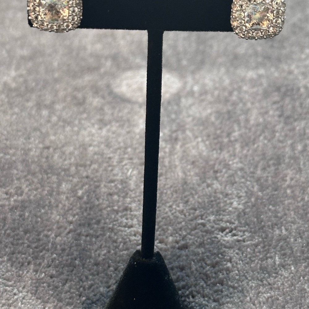 John Hardy white topaz earrings
